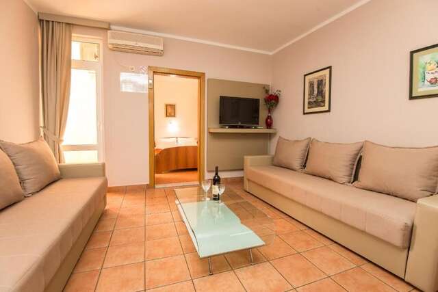 Апартаменты Apartments Sofija Будва-50